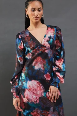 Metallic Shadow Stripe Gathered Sleeve Plunge Neck Maxi Dress