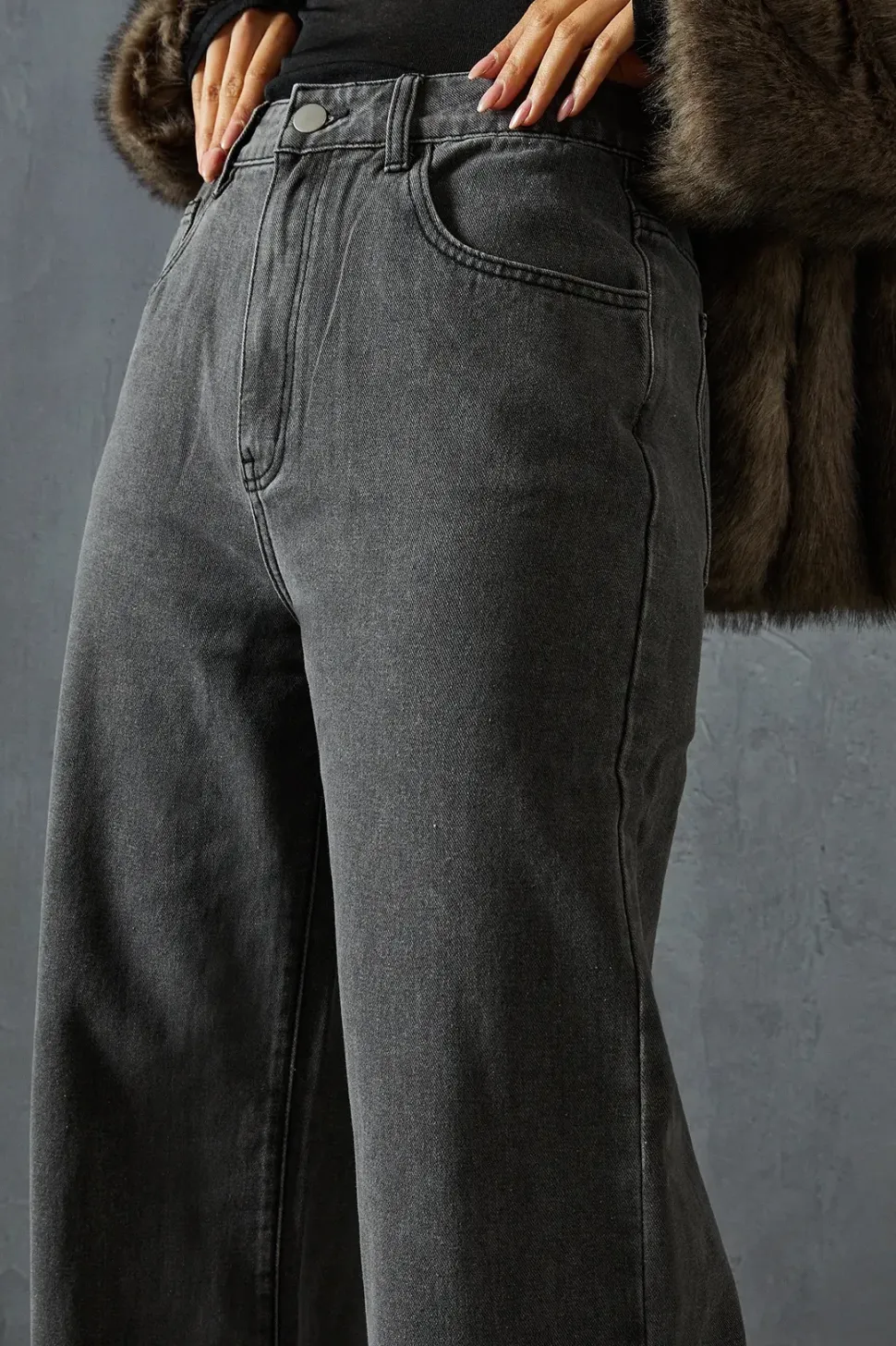 Mid Rise Baggy Relaxed Denim Jeans