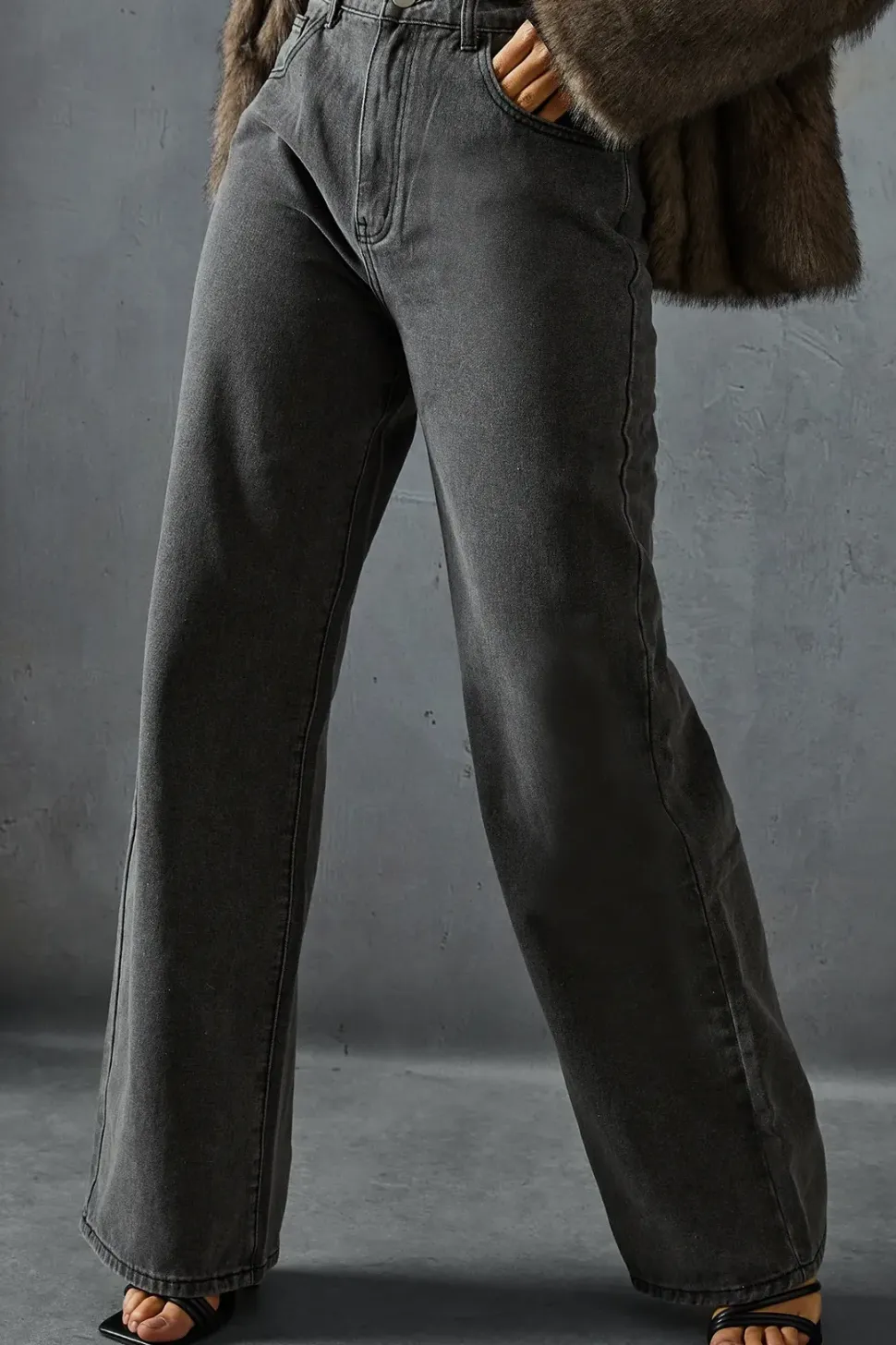 Mid Rise Baggy Relaxed Denim Jeans