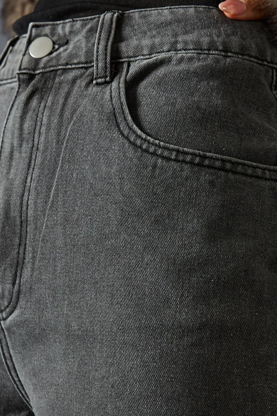 Mid Rise Baggy Relaxed Denim Jeans