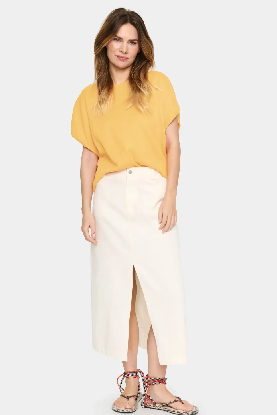 Mila Short Sleeve Round Neck Pullover-