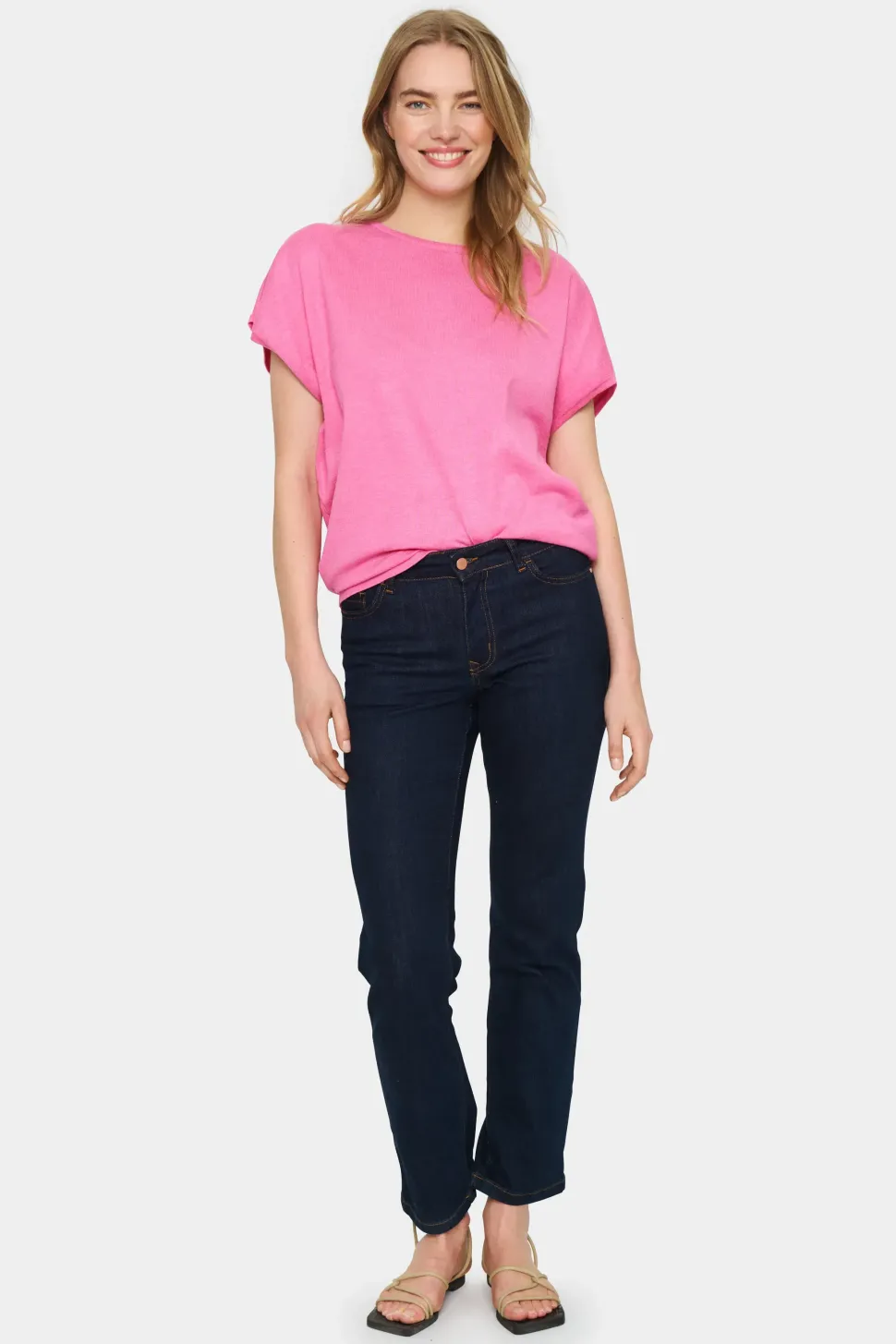 Mila Short Sleeve Round Neck Pullover-