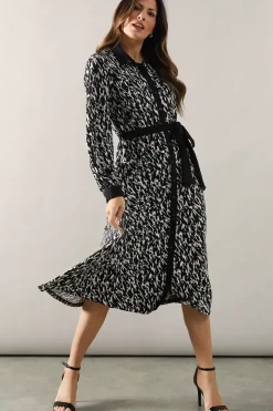 Mono Animal Contrast Collar Detail Midi Dress