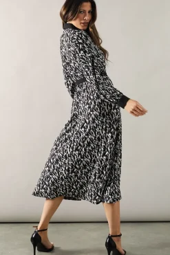 Mono Animal Contrast Collar Detail Midi Dress