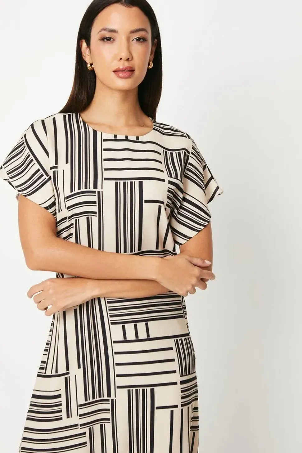 Mono Geo Printed Midi Dress