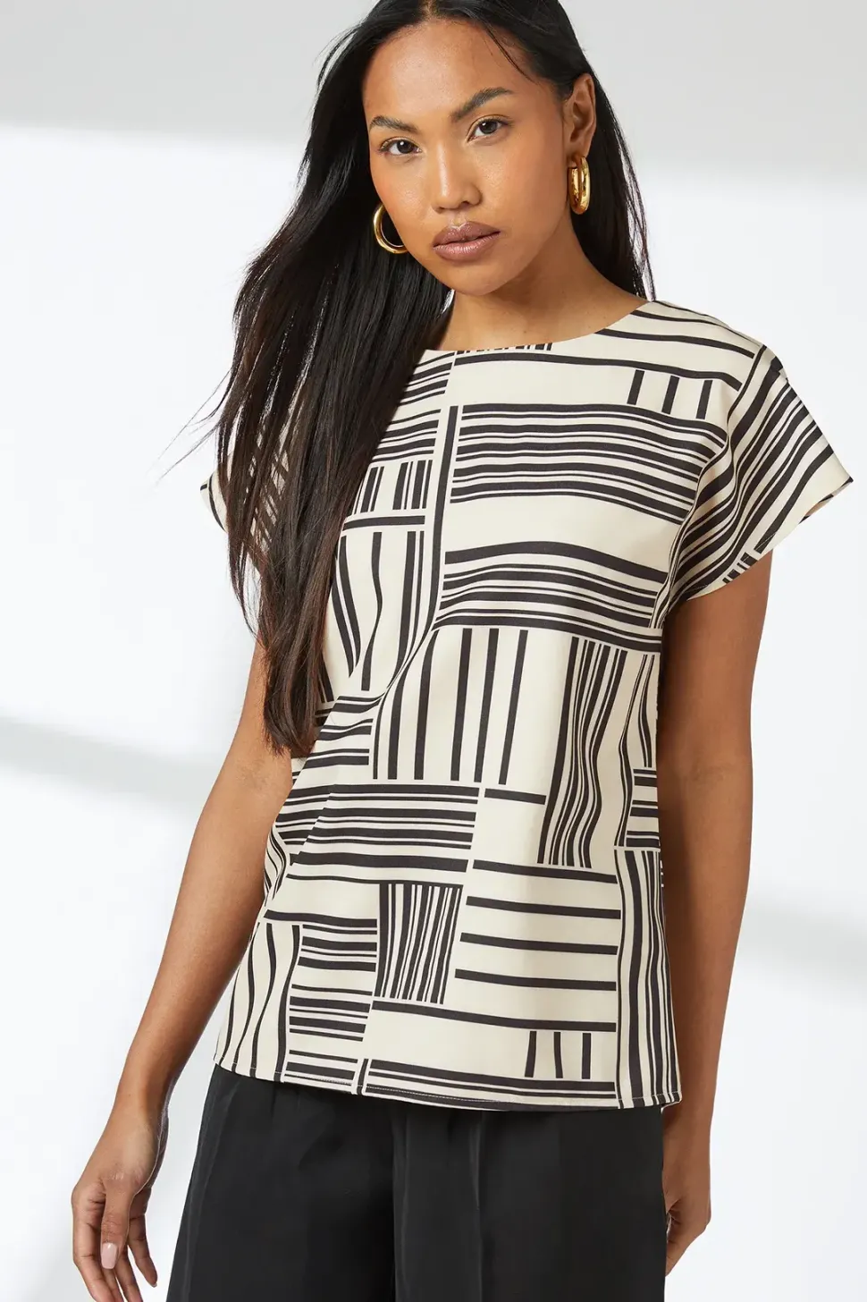 Mono Geo Print Short Sleeve Top