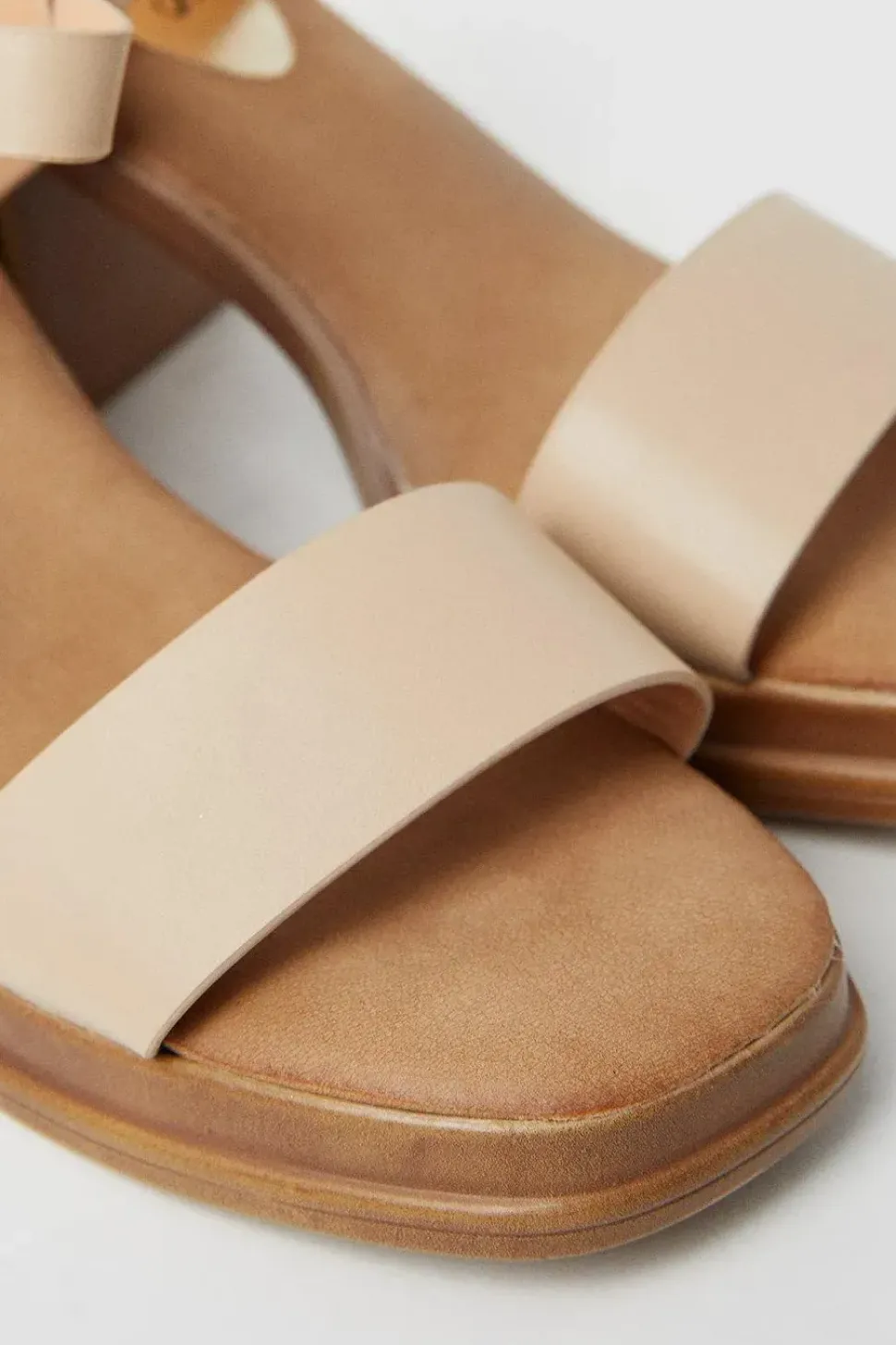 Mora Casual Block Heel Platform Sandals