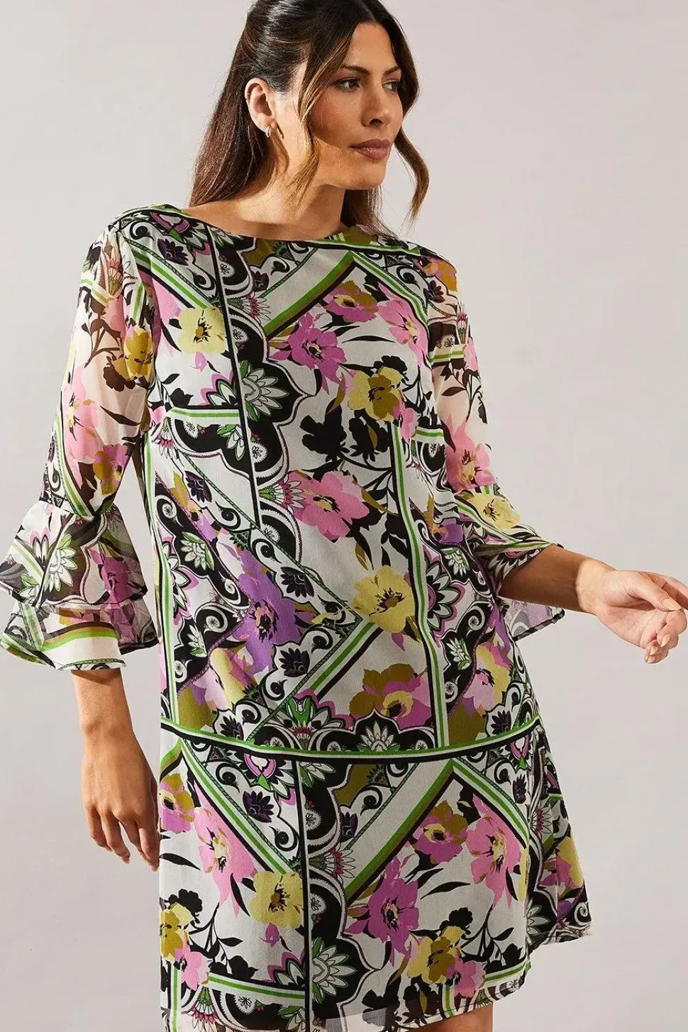 Multi Patchwork Fluted Sleeve Shift Dress
