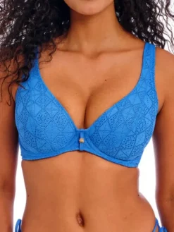 Nomad Nights High Apex Bikini Top