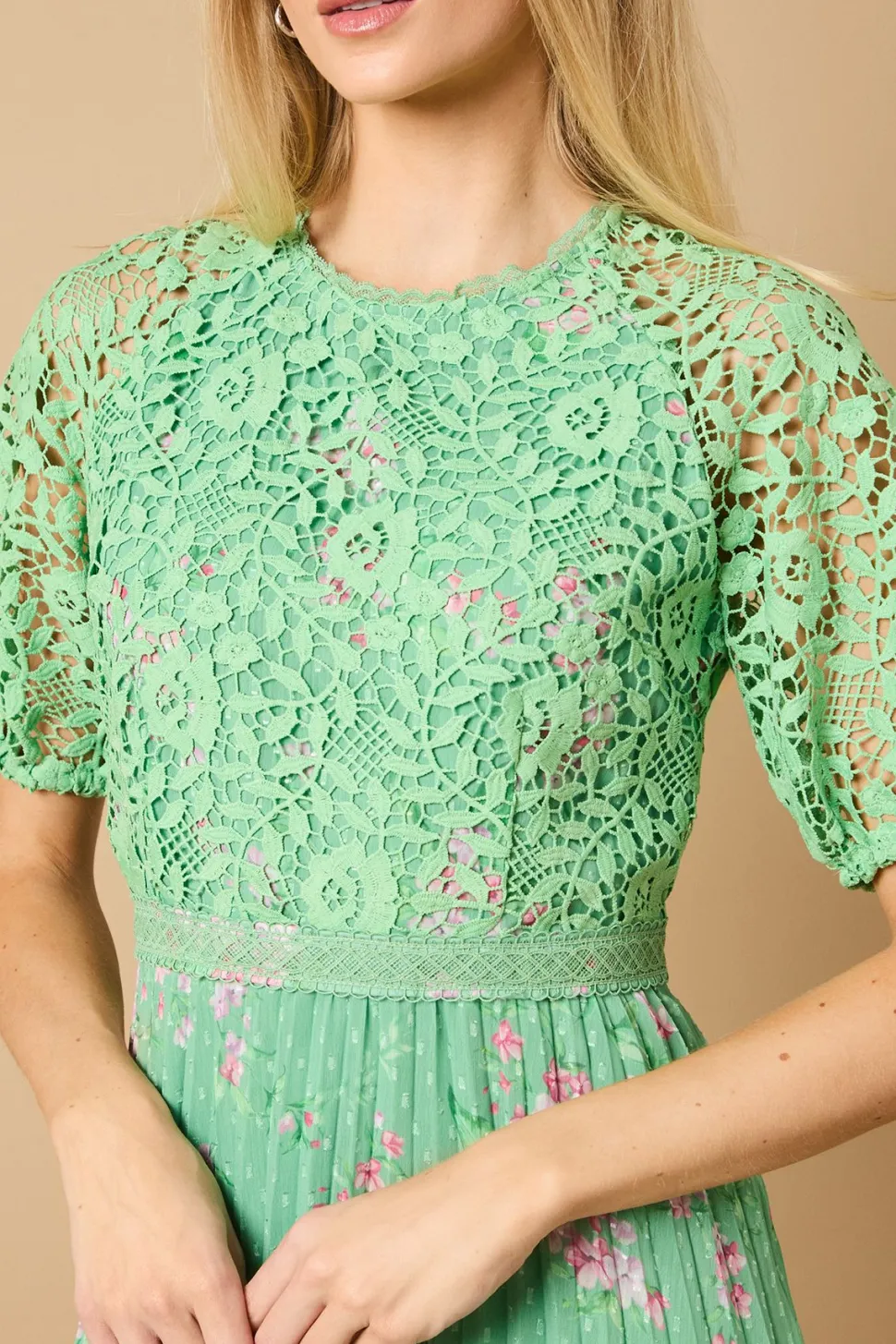 Occasion Floral Lace Bodice Pleated Midi Dress