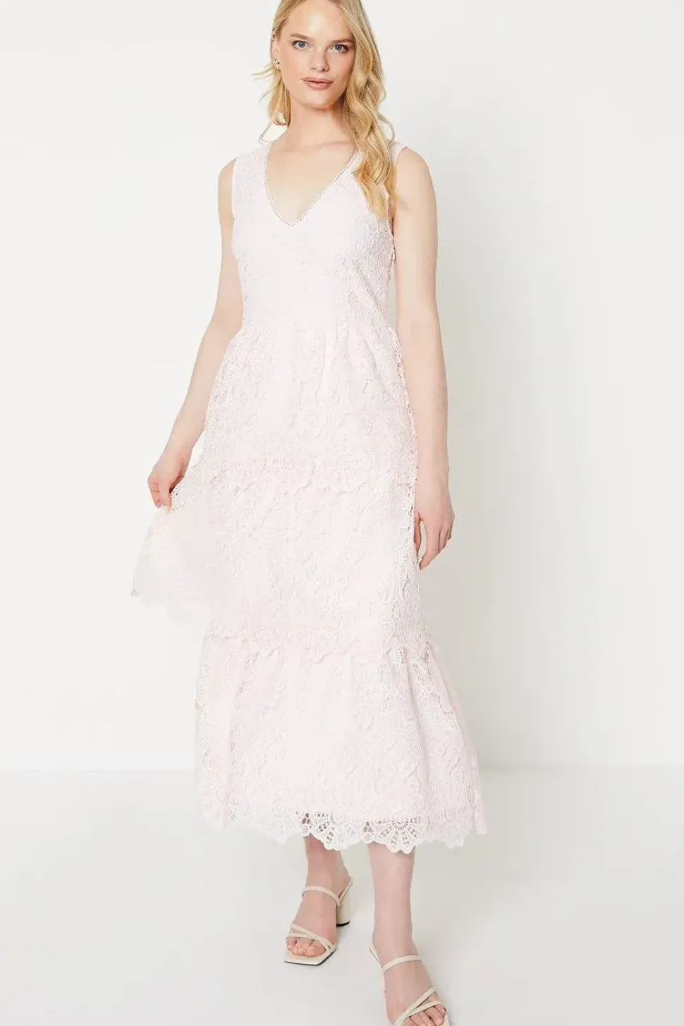 Occasion Lace Tiered Midaxi Dress