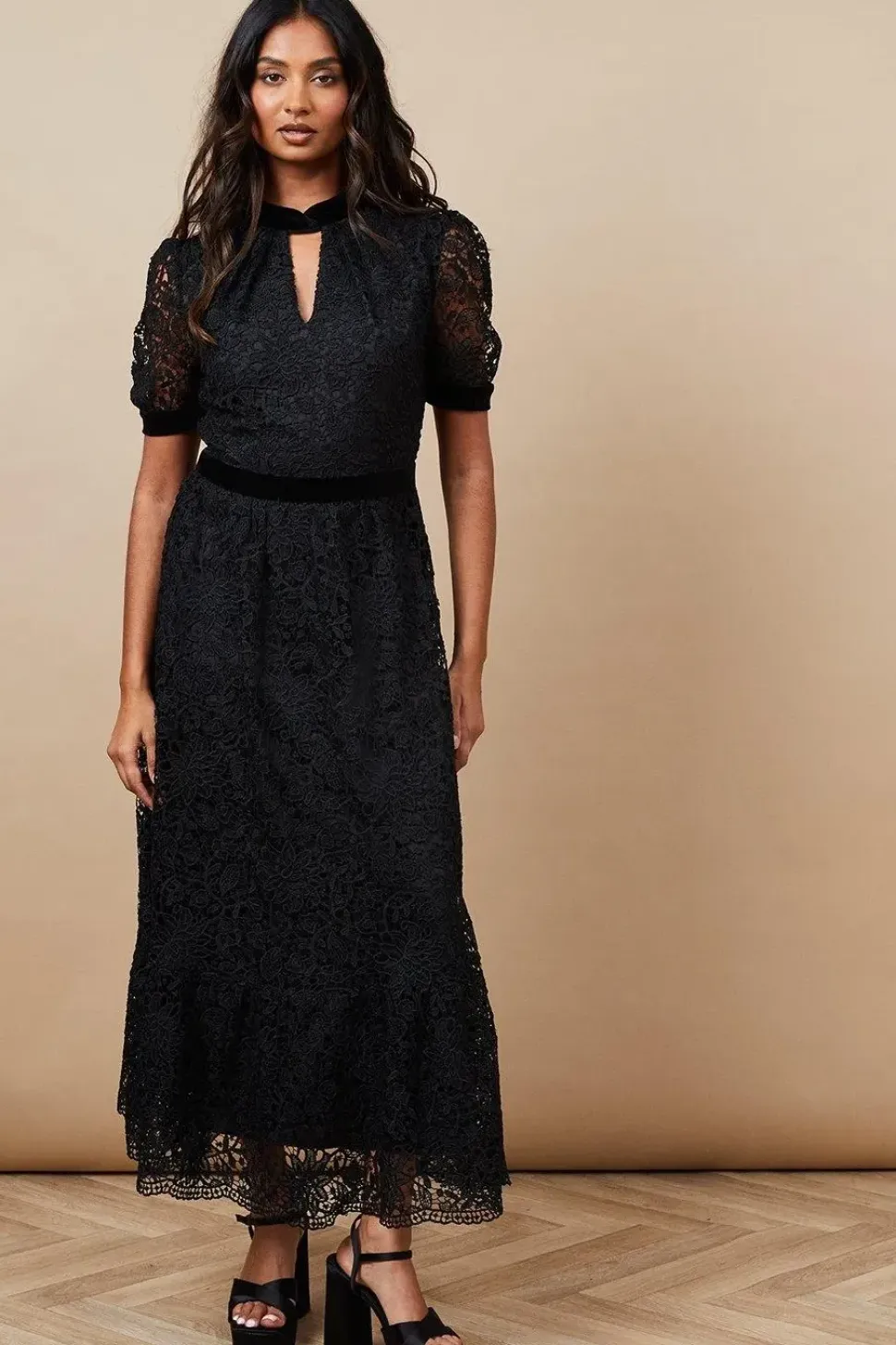 Occasion Lace Twist Neck Midi Dress
