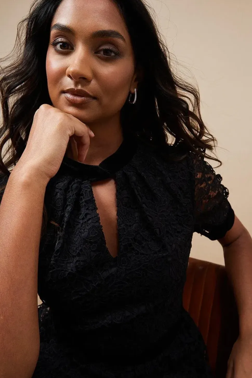 Occasion Lace Twist Neck Midi Dress