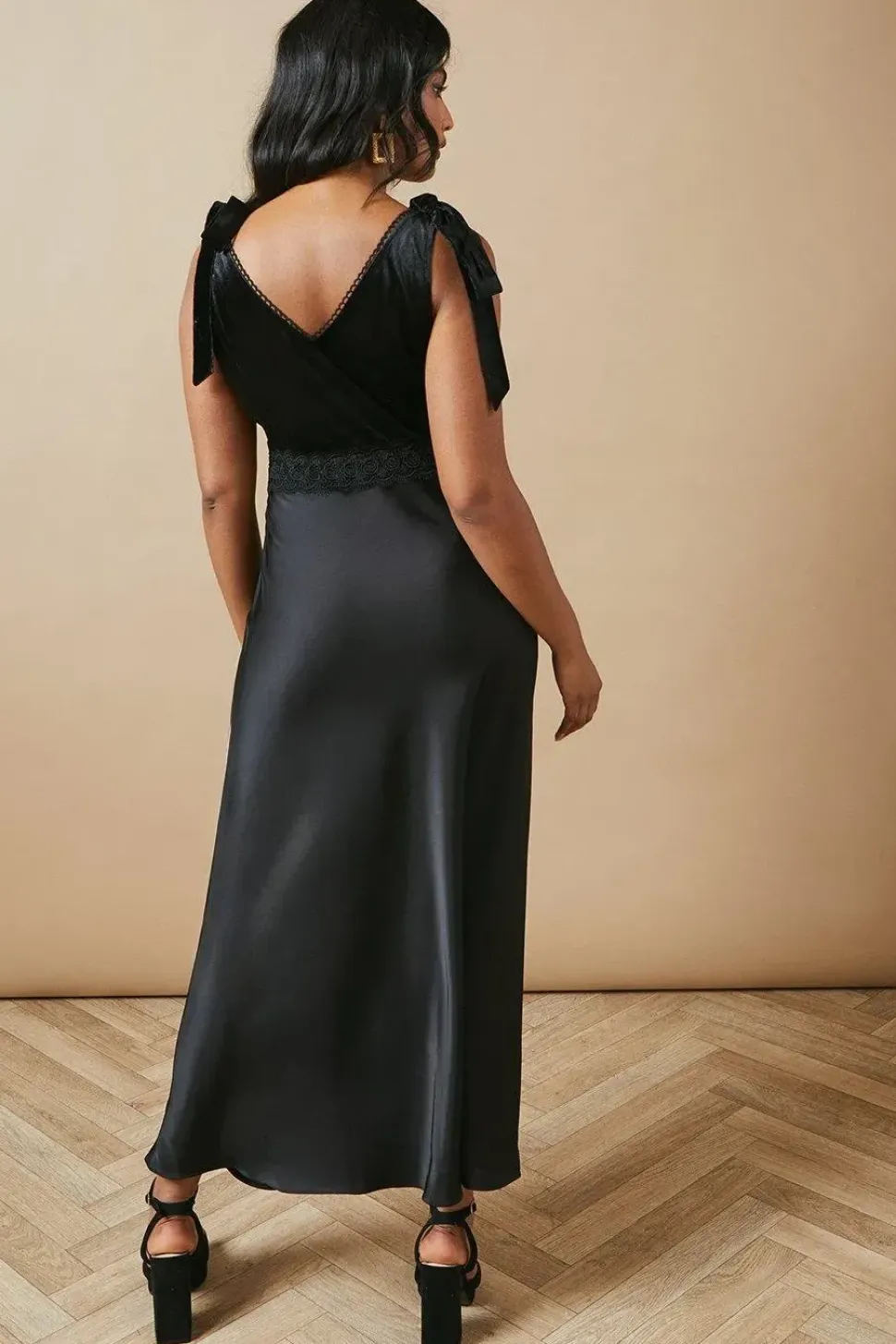Occasion Tie Shoulder Velvet Slip Dress