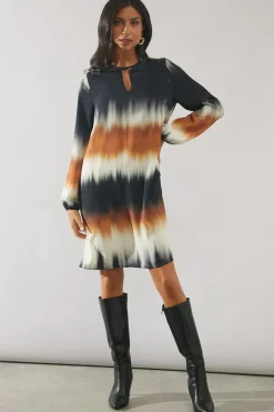 Ombre Keyhole Detail Shift Dress