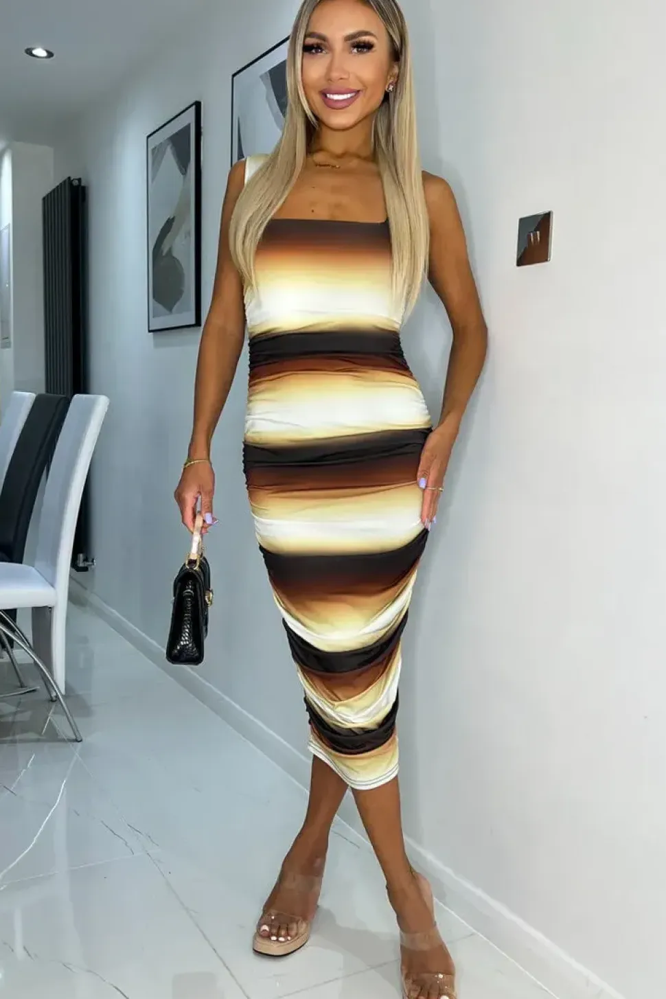 Ombre Square Neck Sleeveless Ruched Bodycon Midi Dress