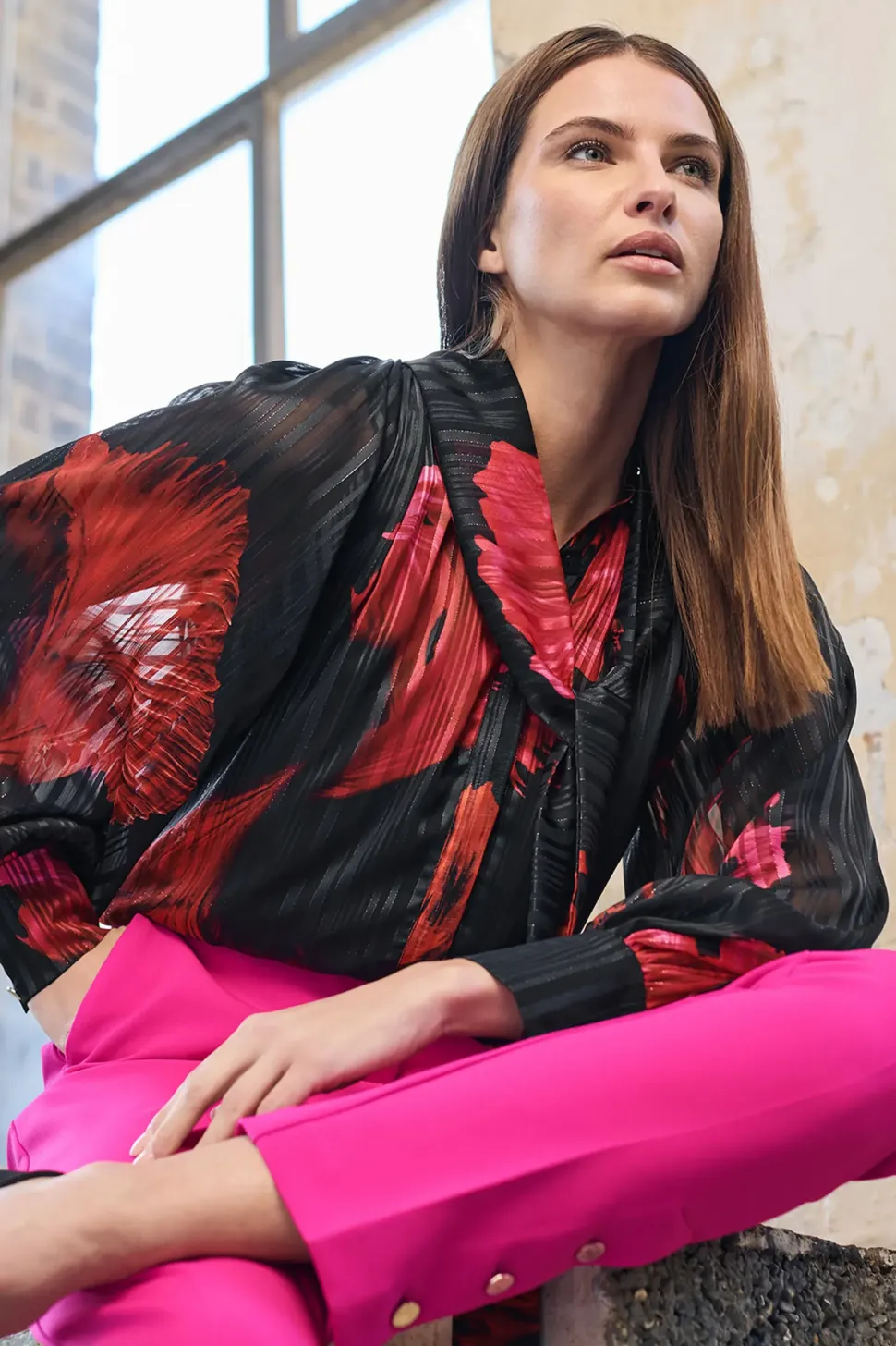 Oriental Floral Print Blouse