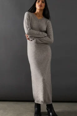 Oversized High V Neck Knitted Midaxi Dress