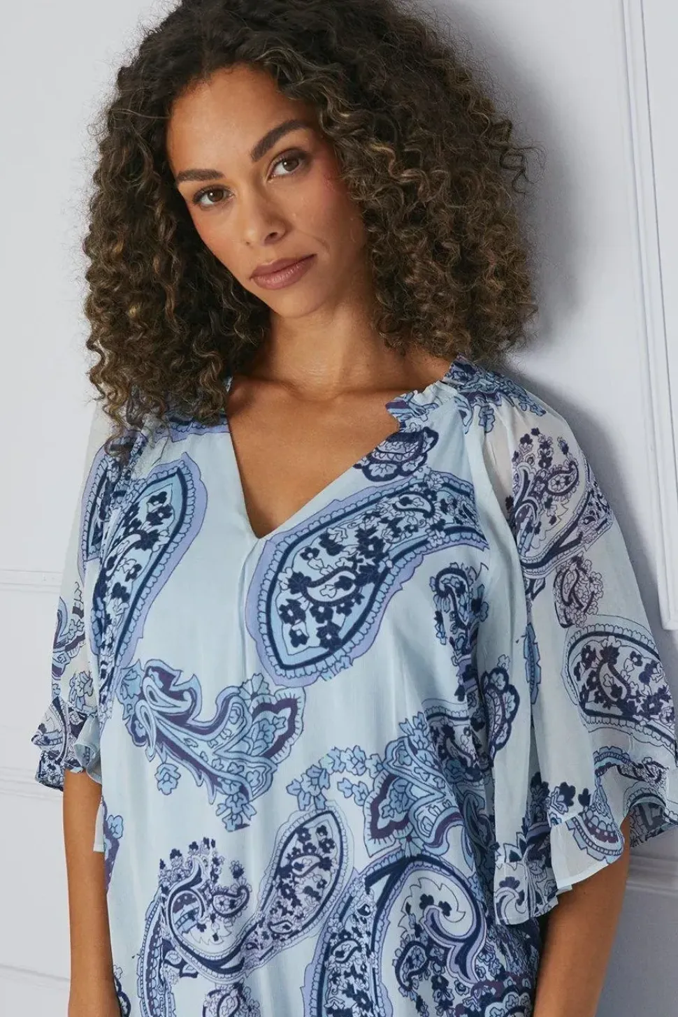 Paisley Ruffle Sleeve Shift Dress