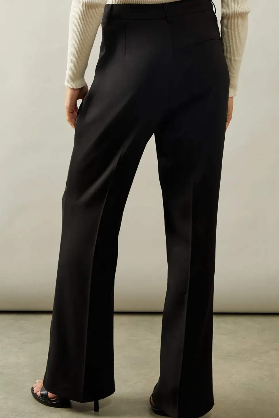 Patch Pocket Wide Trousers