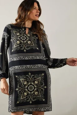 Patchwork Keyhole Detail Shift Dress