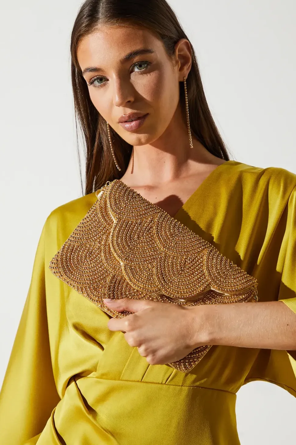 Pearl Beaded Scallop Clutch Bag With Shoulder Strap