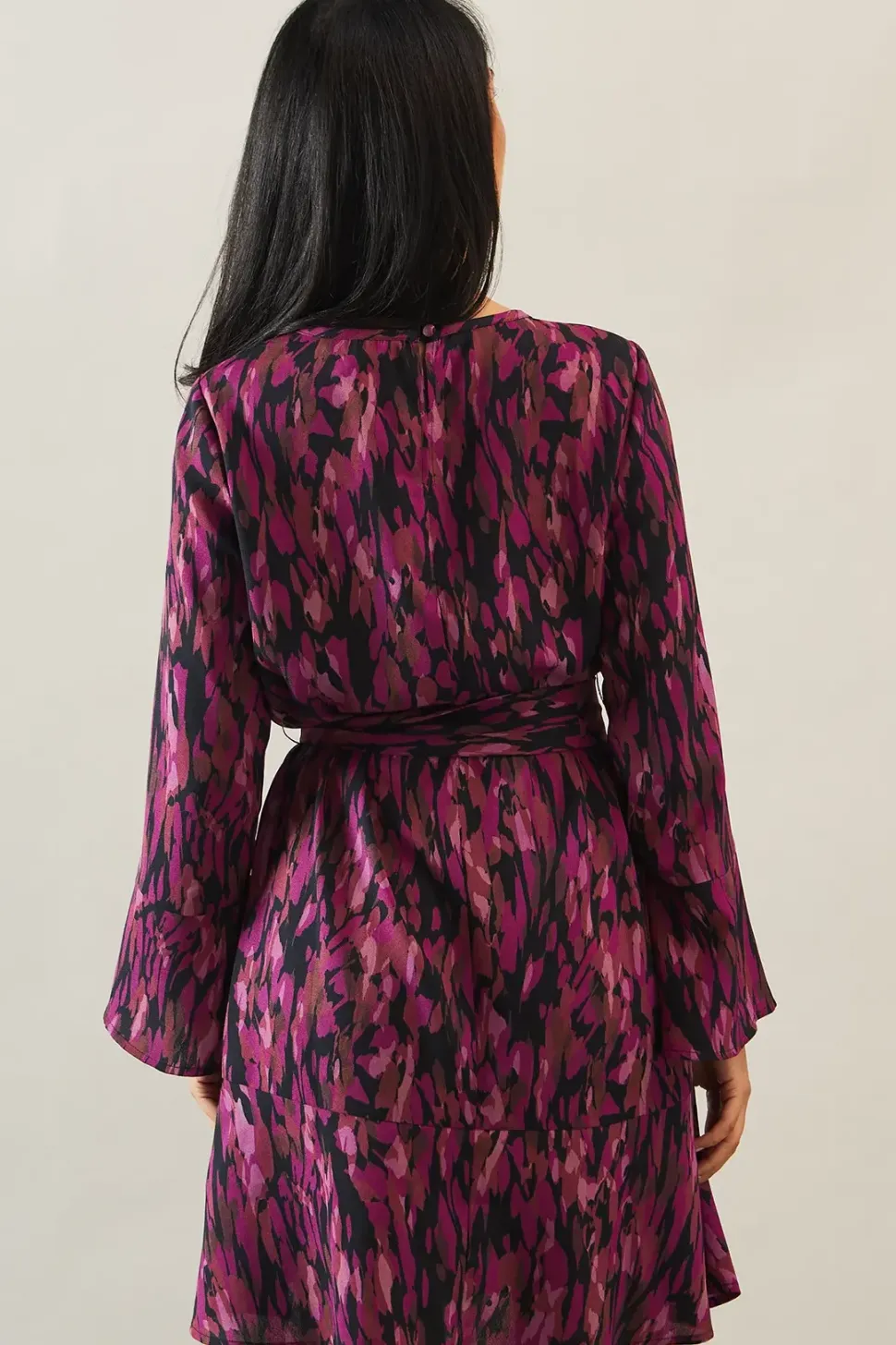 Petite Abstract Print Tie Waist Shift Dress