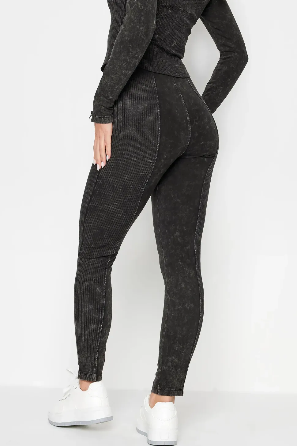 Petite Acid Wash Leggings