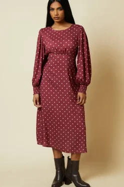 Petite Berry Spot Shirred Cuff Midi Dress