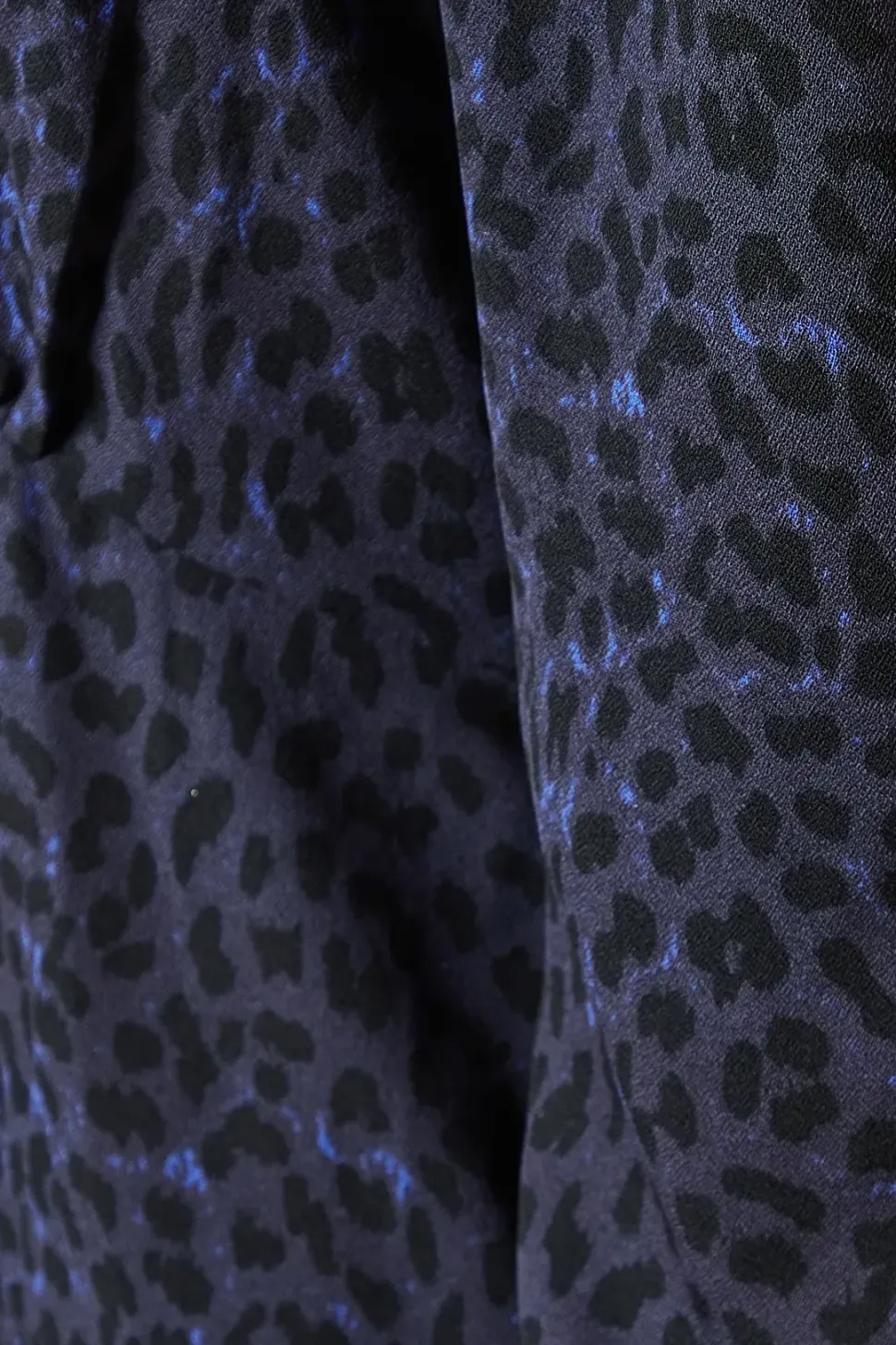 Petite Blue Animal Long Sleeve Keyhole Midi Dress