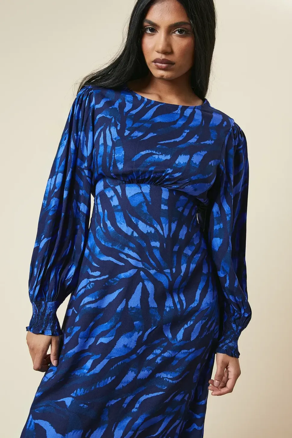 Petite Blue Zebra Shirred Cuff Midi Dress