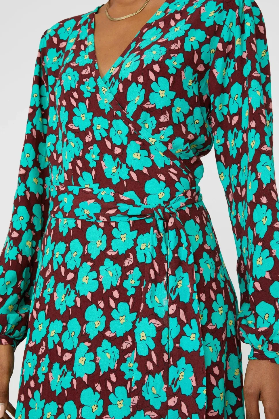 Petite Bold Floral Printed Wrap Fit & Flare Midi Dress