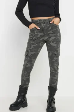 Petite Camo Cargo Skinny Jeans