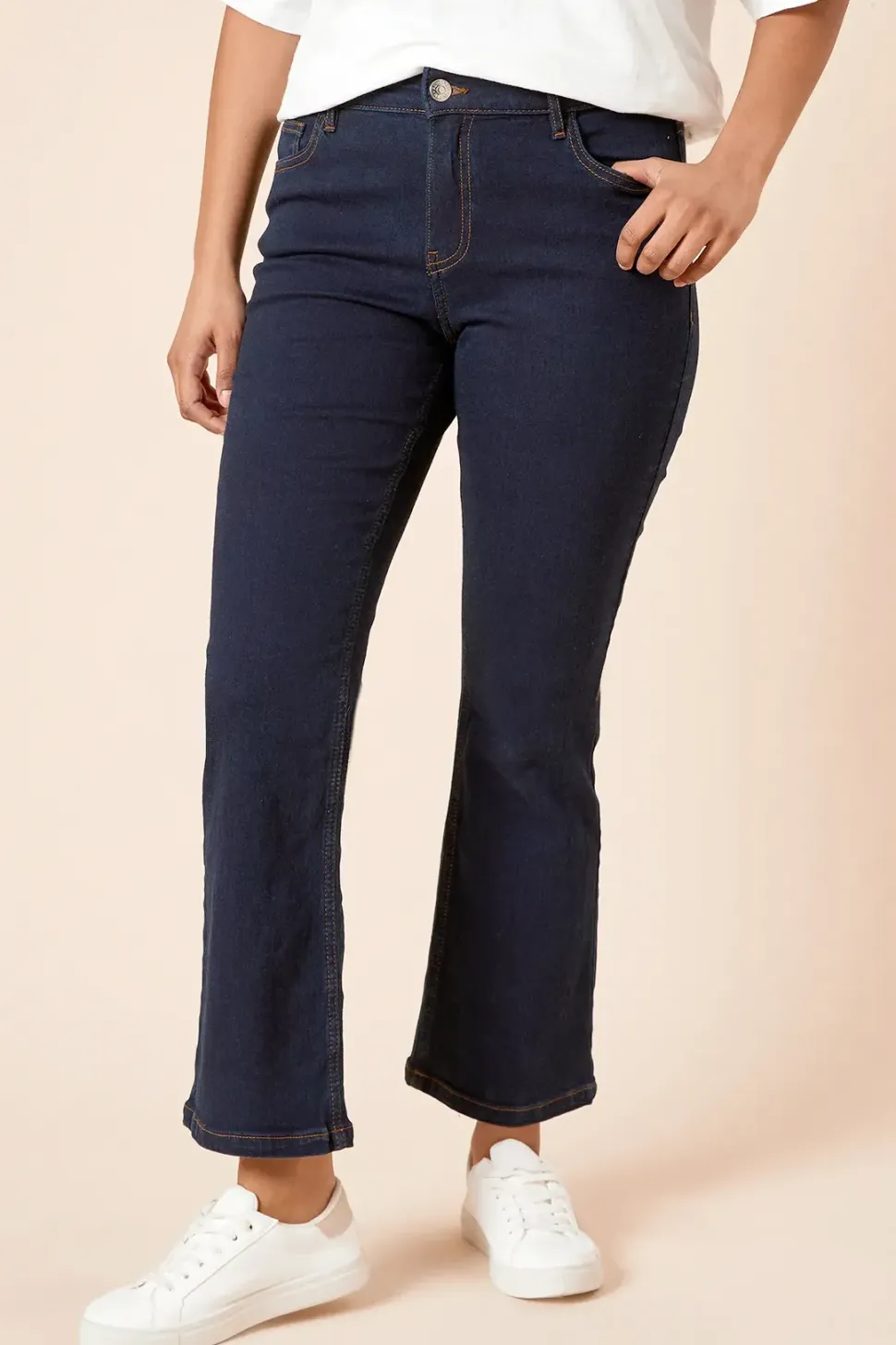 Petite Comfort Stretch Bootcut Jeans