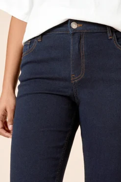 Petite Comfort Stretch Bootcut Jeans