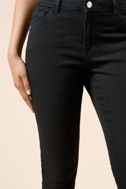 Petite Comfort Stretch Skinny Jeans