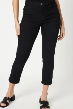 Petite Comfort Stretch Slim Jeans