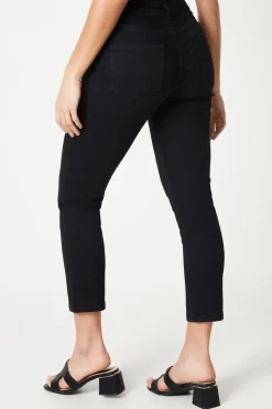 Petite Comfort Stretch Slim Jeans