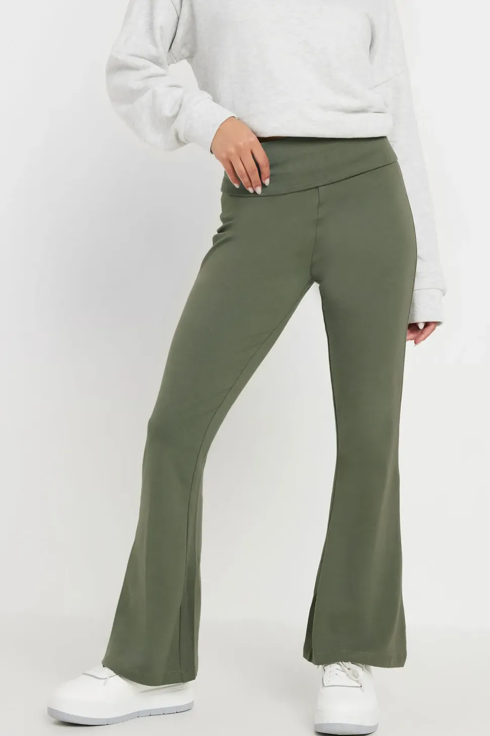 Petite Flared Leggings