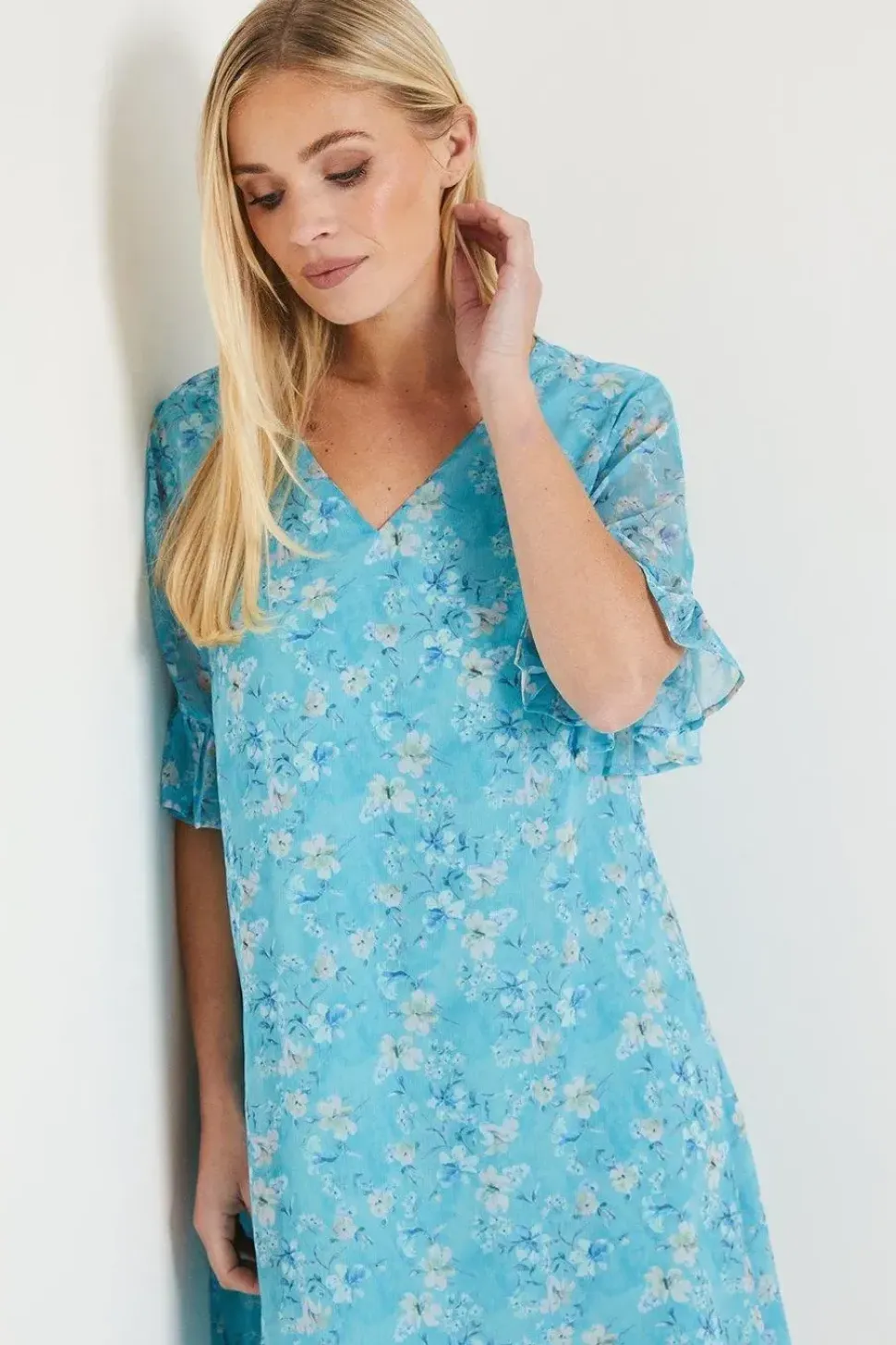 Petite Floral Print Flutter Sleeve Tie Back Shift Dress