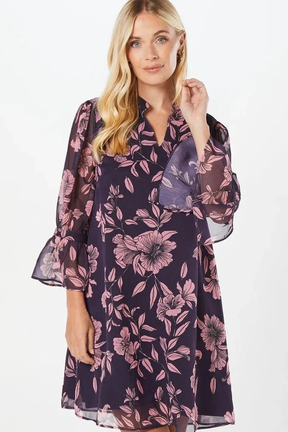 Petite Floral V-neck Shift Dress