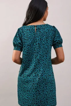 Petite Green Short Sleeve Jacquard Ponte Shift Dress