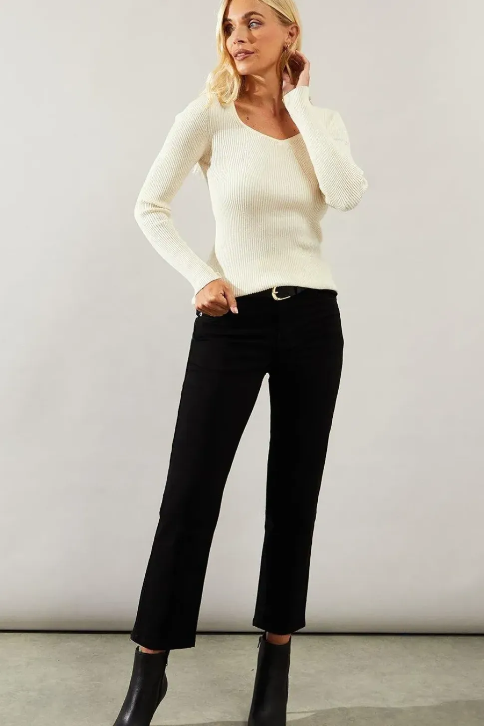 Petite Harper Straight Leg Jean