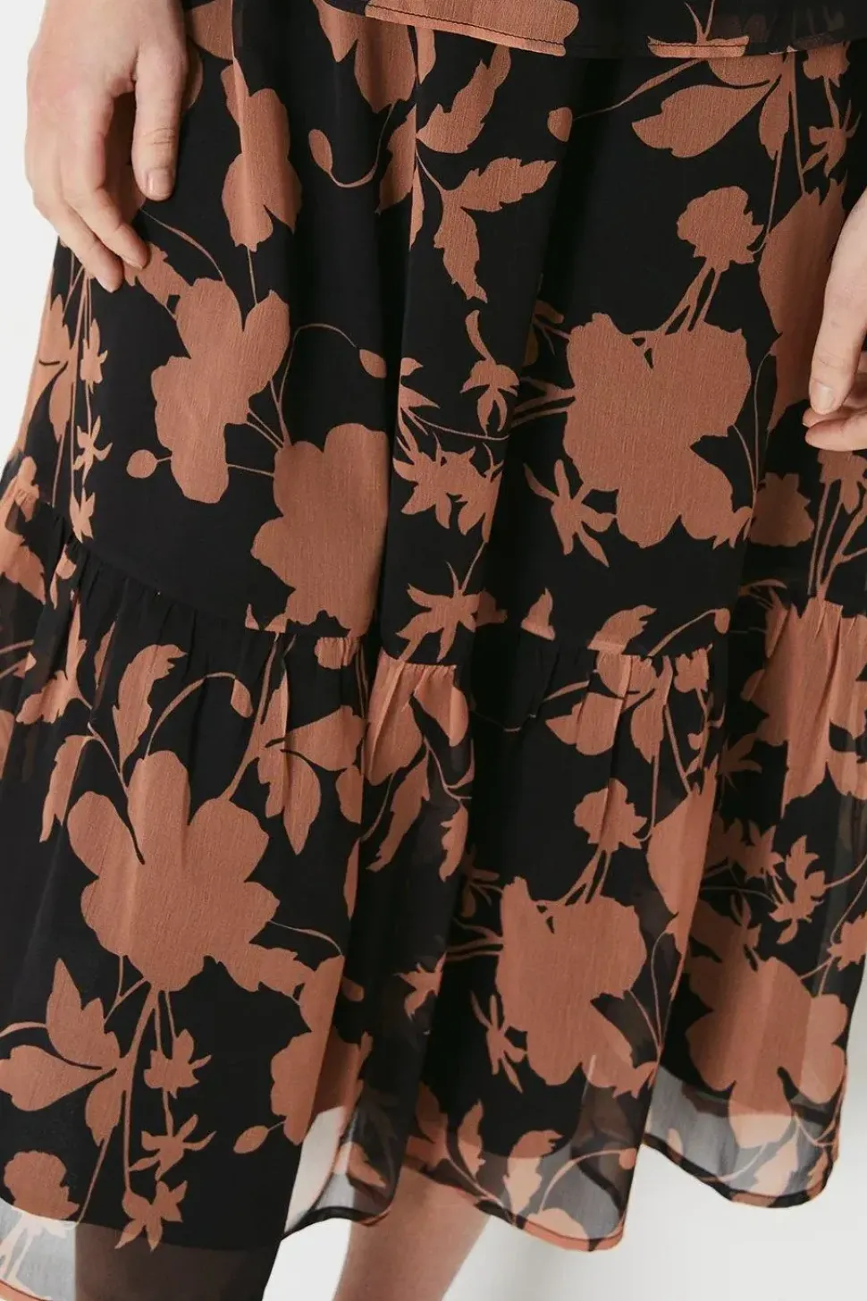 Petite Lined Floral Midi Skirt