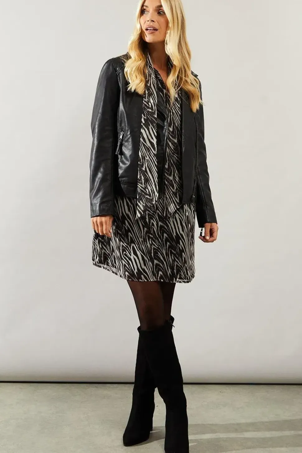 Petite Mono Animal Tie Neck Shift Dress