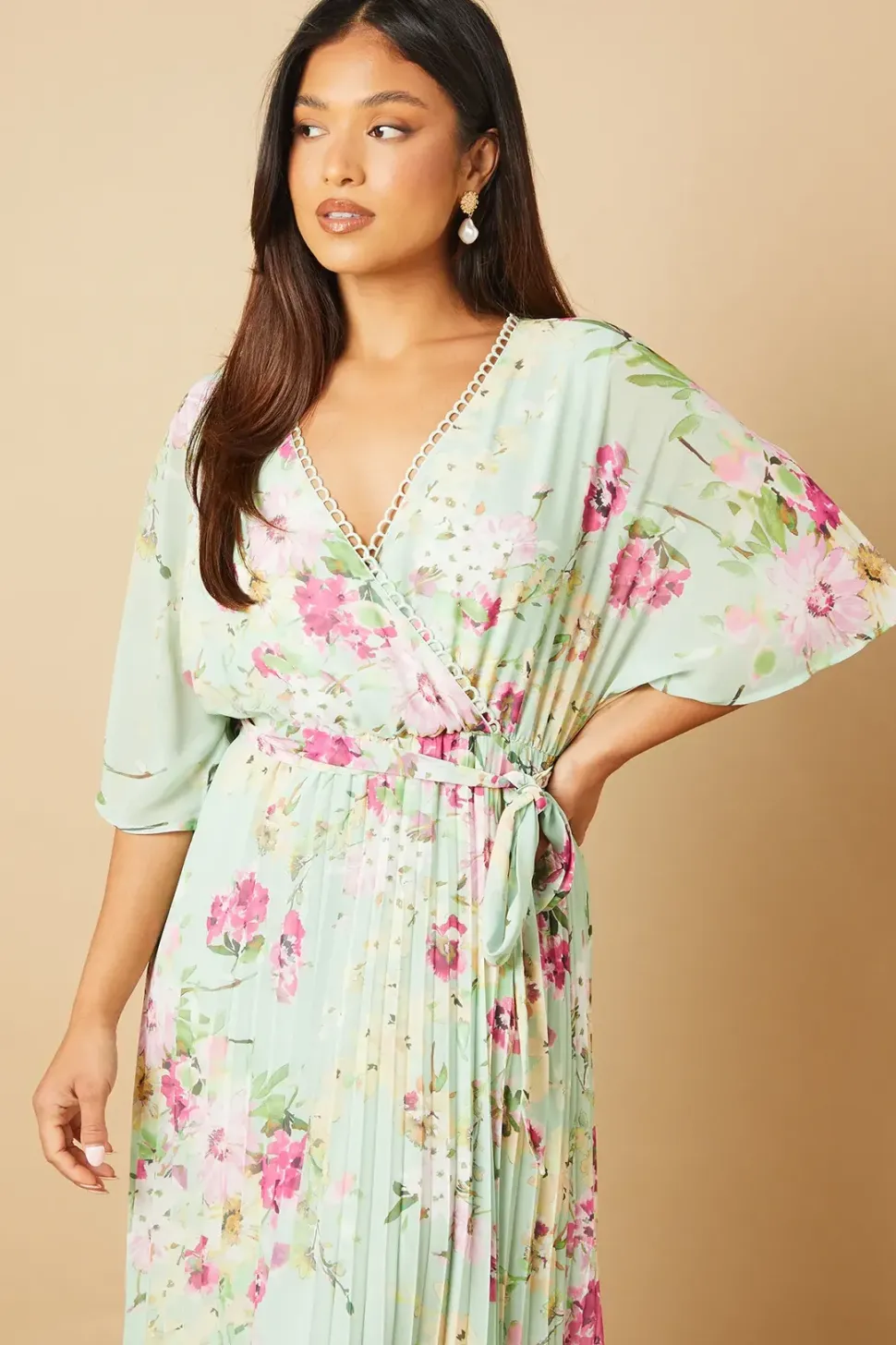 Petite Occasion Kimono Sleeve Pleated Midi Dress