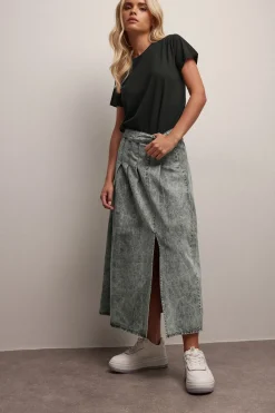 Petite Pleated Denim Skirt