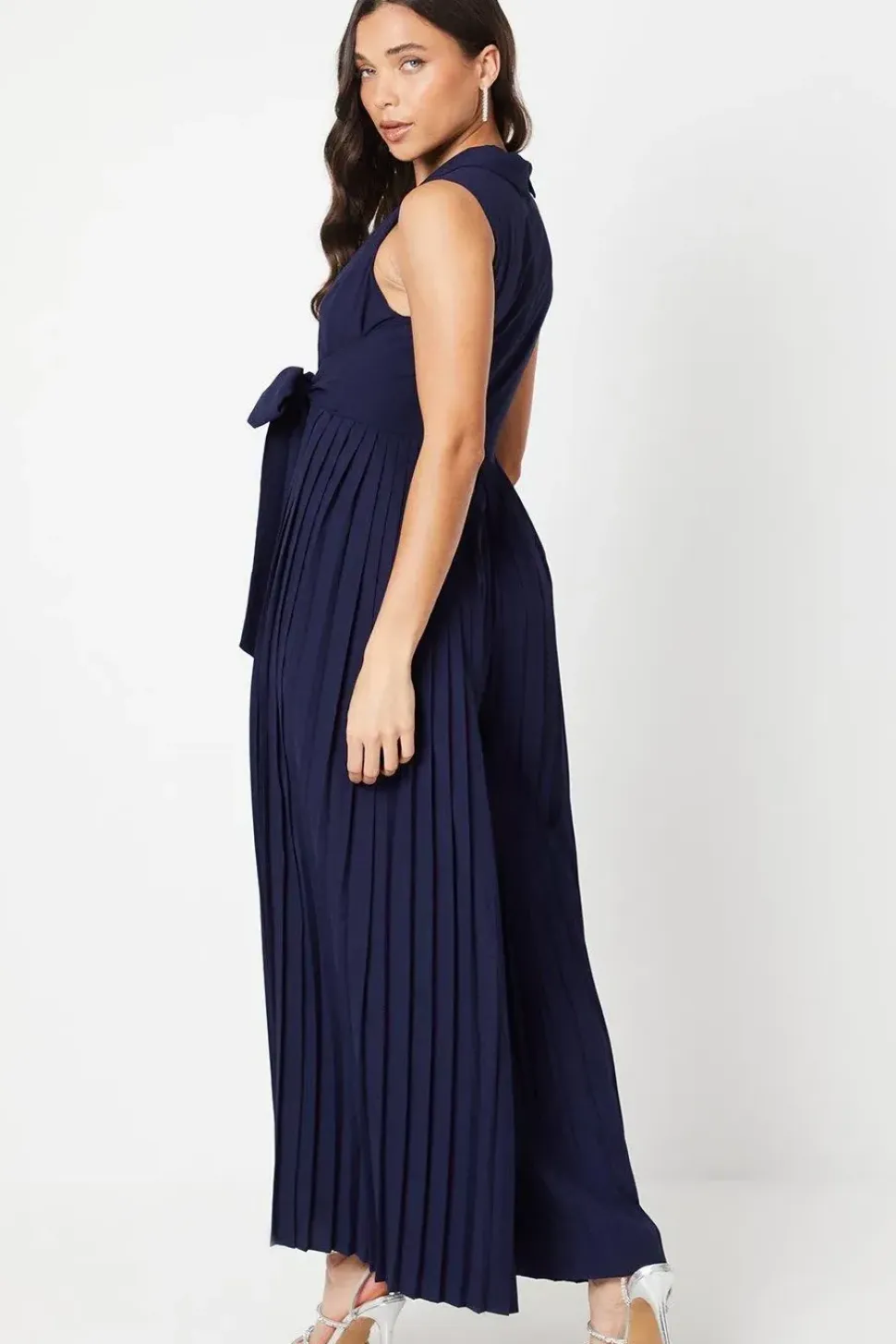 Petite Pleated Wide Leg Sleeveless Jumpsuit