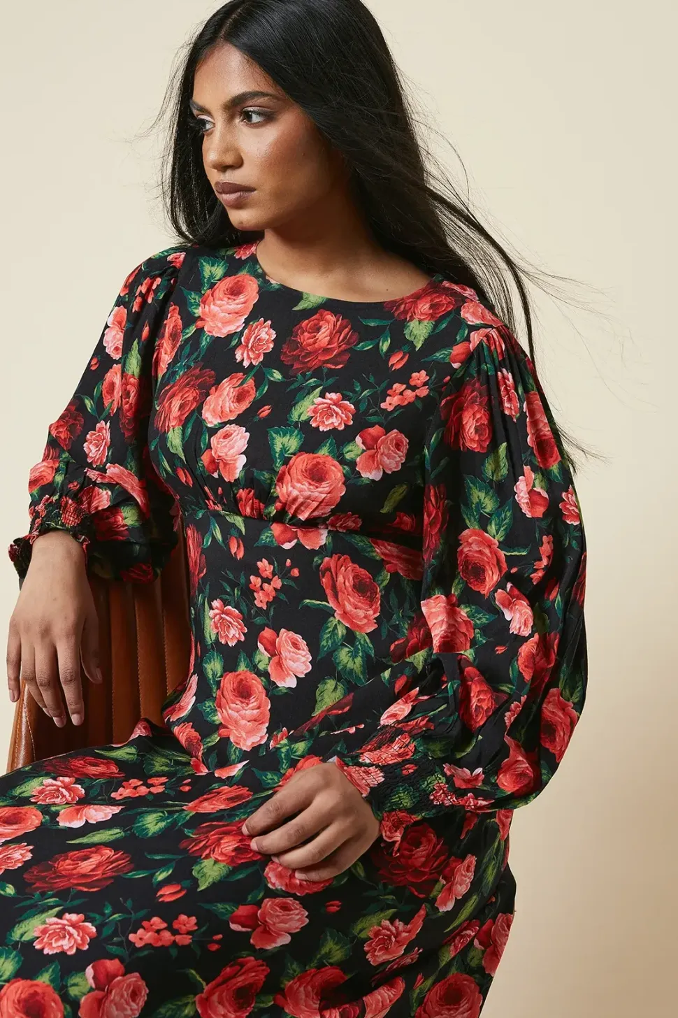 Petite Red Rose Shirred Cuff Midi Dress