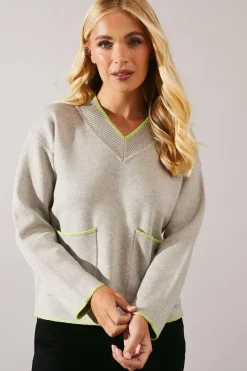 Petite Tipped Pocket Front V Neck Jumper